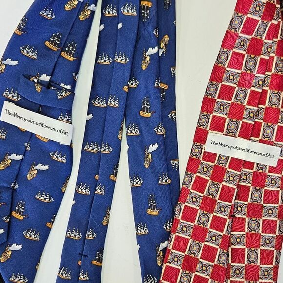 Set of 2 Vintage Metropolitan Museum of Art 100% Silk Neckties Nautical Boat Tie - Picture 8 of 8